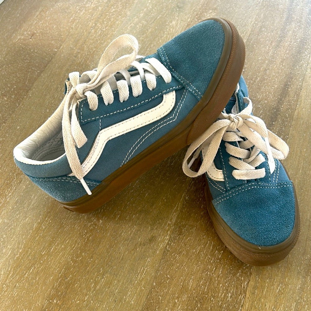 Kids Vans blue shoes with gum sole